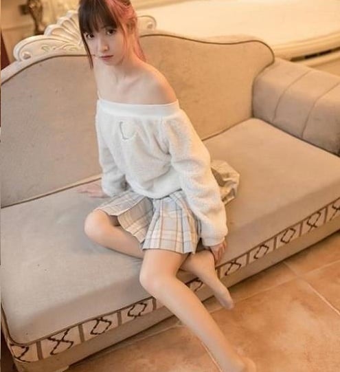 ����У�@�����ö���Ů��������F˽��