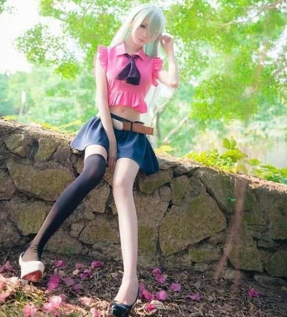 ������Ů���d����F˽���������@�ΐ���